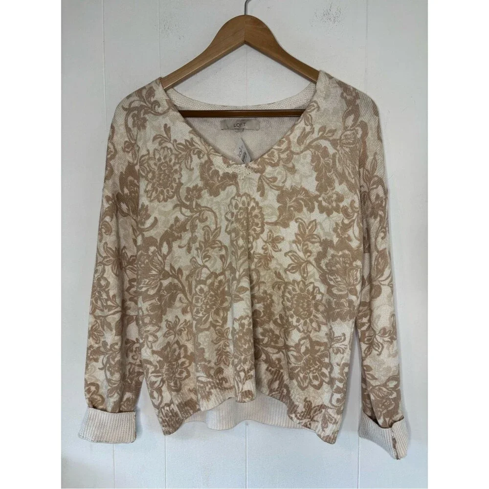 NWT Loft Floral V-Neck Cotton Sweater Beige Boho Earthy Neutral Women’s Small
